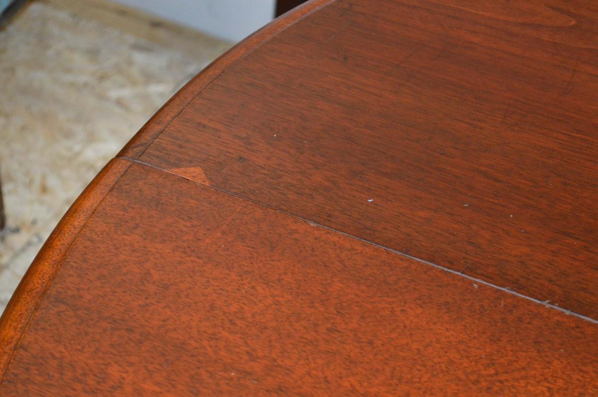 18227 Round Burl Walnut Banquet Table with 7 Leaves Open 13 Feet!