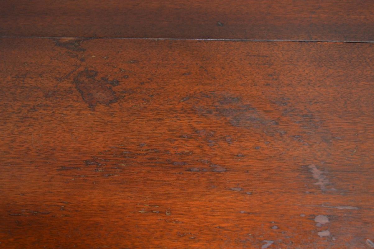 18227 Round Burl Walnut Banquet Table with 7 Leaves Open 13 Feet!