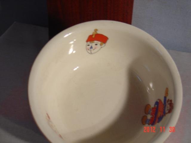 Raggedy Ann Bowl, small, Crooksville Pottery