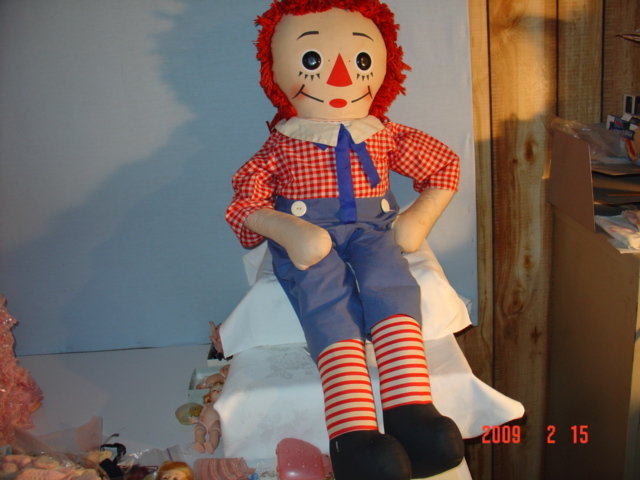 Raggedy Andy, 38