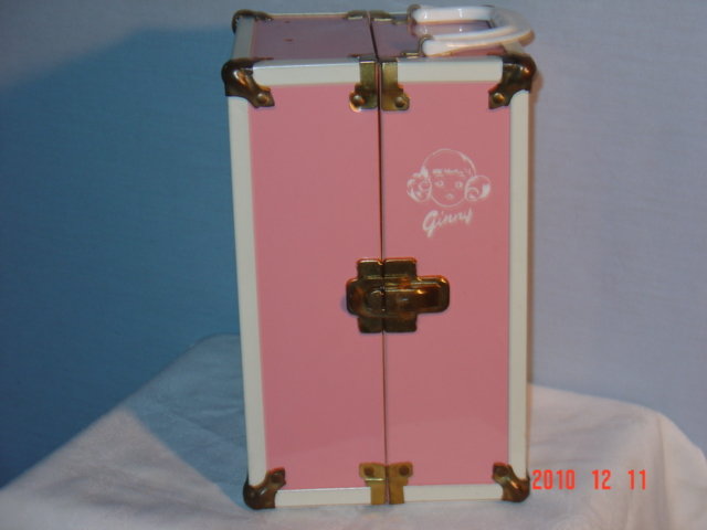 Ginny Pink Metal Trunk EX 1950's