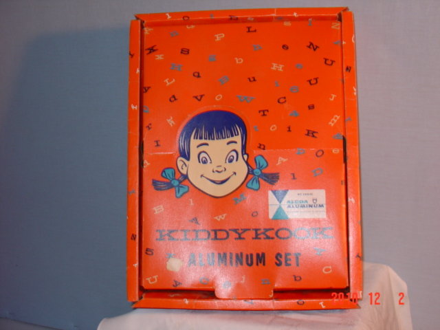 Kiddy Kooks Aluminum Pan Set MIB 1960's
