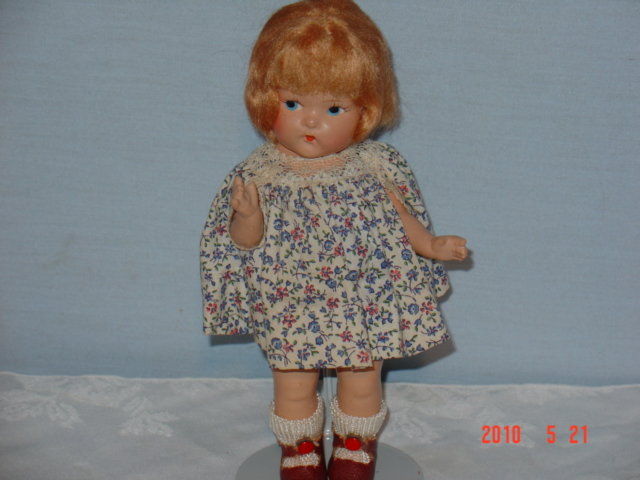 Vogue Toddles Little Red Riding Hood Composition