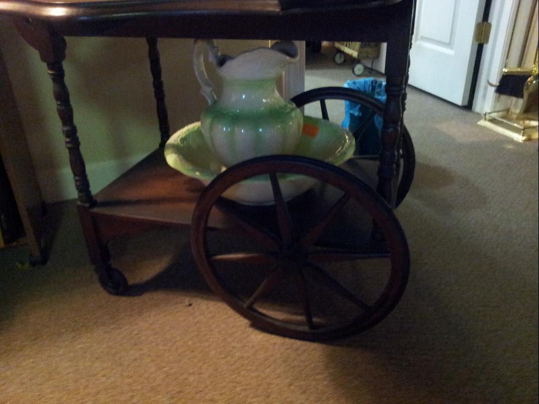 Serving Cart with convertible top