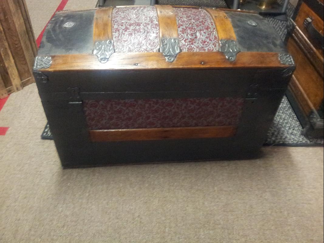 1800's Travel Humpback Trunk