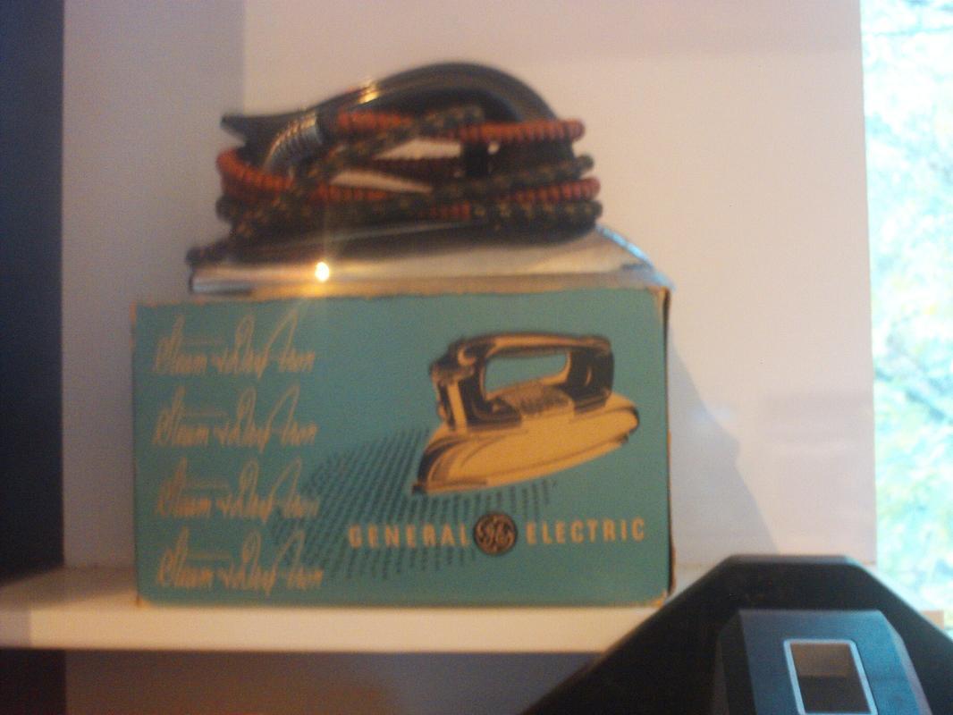 Pre-1963 G E Steam and Dry Iron