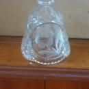 Lead crystal bell with flower