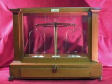 Vintage E H Sargent and Co Becker and Sons Rotterdam Scale Circa 1900