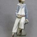 Lladro Sailor Boy Yacht Figurine Older Hallmark Attractive Excellent Shape