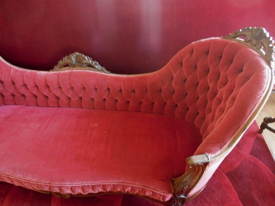 Rosewood Rococo Settee Burgundy Mohair Tufted Back