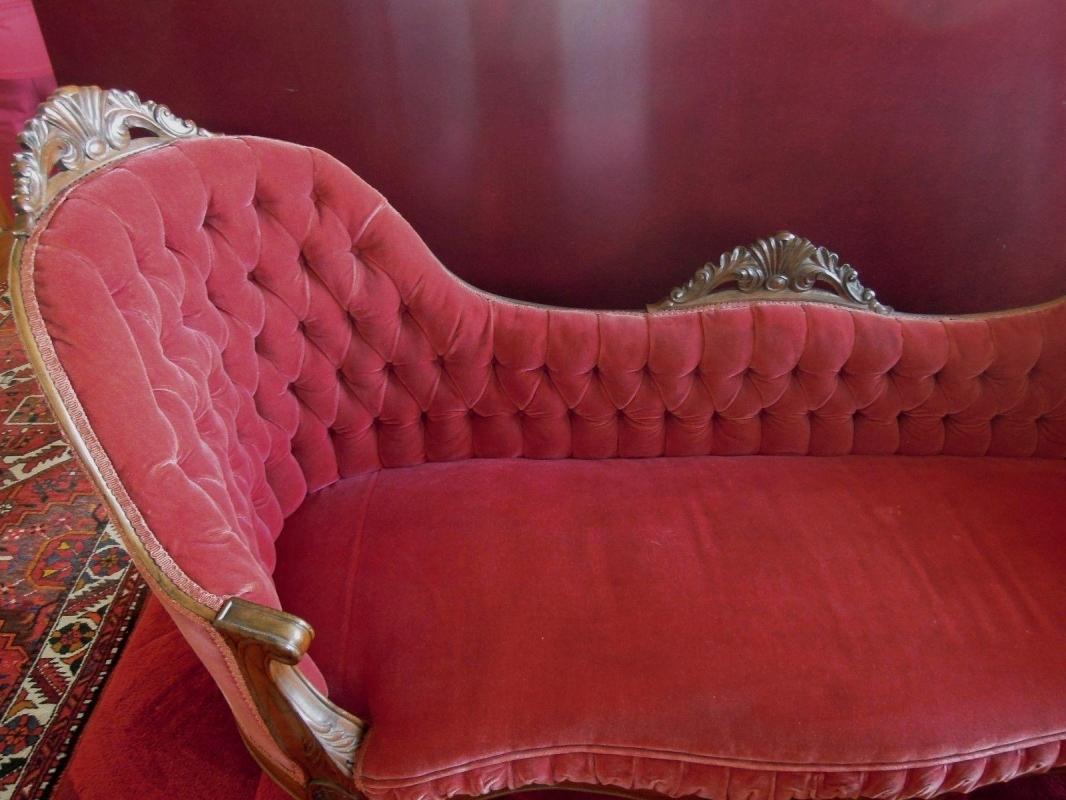Rosewood Rococo Settee Burgundy Mohair Tufted Back