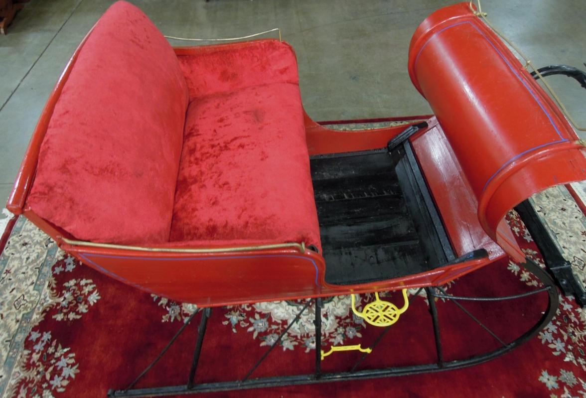 Porland Cutter Sleigh Red Black with Shaves