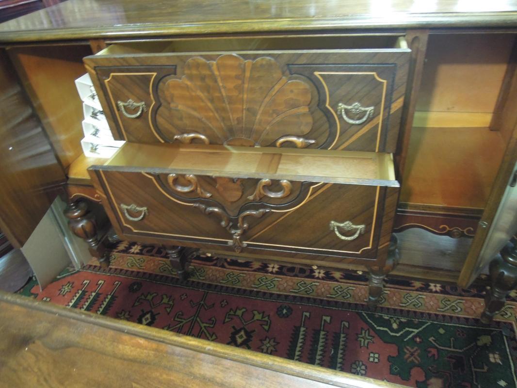 Antique Basset Colonial Revival Dining Room Set Sideboard