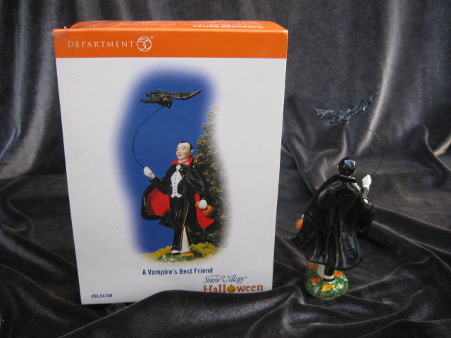 Department 56 Halloween A Vampire's Best Friend Figurine
