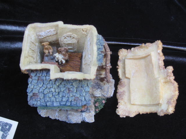 Boyds Villages Ted E. Bear Shop 1st in Boyds Bearly Built Villages Series