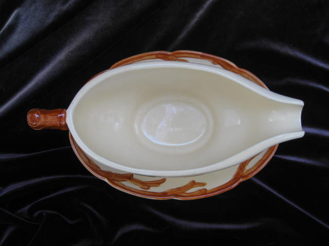 Franciscan Apple Gravy Boat Gravyboat With Attached Underplate