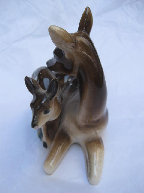 Vintage Deer Doe & Fawn Japan Porcelain Figurine