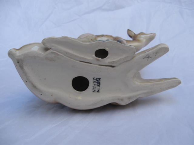 Vintage Deer Doe & Fawn Japan Porcelain Figurine