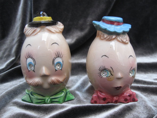 Vintage Egg Man & Woman Sequin Eyes Anthropomorphic Salt & Pepper Shakers