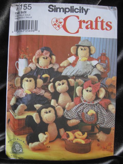 Simplicity Crafts 7155 Stuffed Monkey & Clothes Sewing Pattern