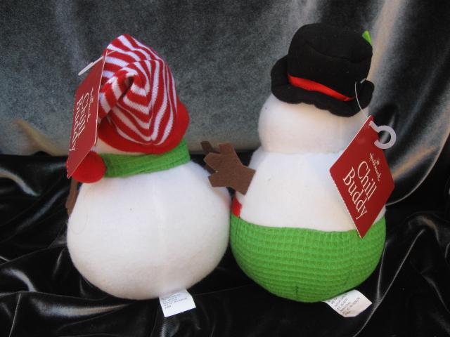2 Hallmark 2009 Chill Buddies Plush Chilly Buddy