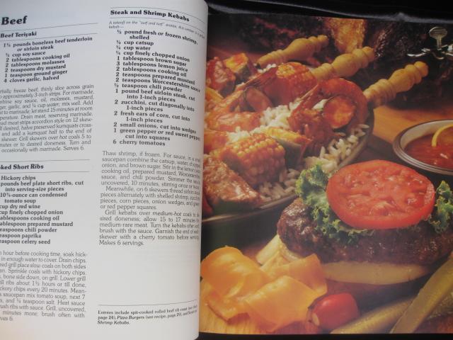 Better Homes & Gardens New Cook Book First Casebound Edition