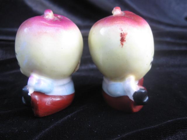 Vintage Anthropomorphic Apple Salt & Pepper Shakers With Original Label