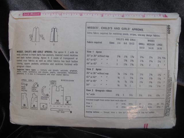 Vintage Simplicity 6809 Child's Apron Size 2 - 4