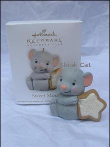 Hallmark 2012 Sweet Mouse KOC Exclusive Christmas Tree Ornament