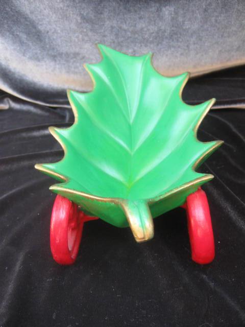Vintage Atlantic Mold Holly Leaf Christmas Sleigh Candy Dish Or Centerpiece