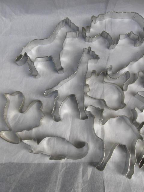 Lot of 16 Aluminum Zoo Animals, Dinosaur & Other Creatures Cookie Cutters