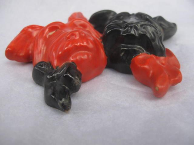 Pair Of Vintage Black & Orange Scottie Dogs Wall Hanger Figurine