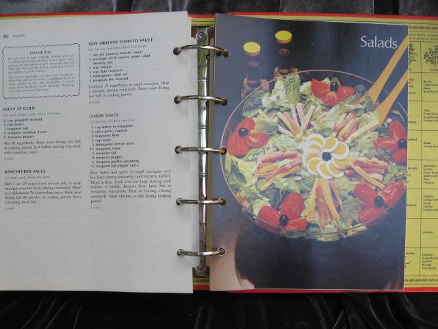 Betty Crocker's Cookbook Pie Cover Copyright 1969 28th Printing