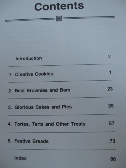 Betty Crocker's Holiday Baking Cookbook Copyright 1993 1st Edition