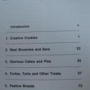 Betty Crocker's Holiday Baking Cookbook Copyright 1993 1st Edition