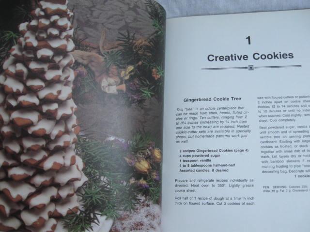 Betty Crocker's Holiday Baking Cookbook Copyright 1993 1st Edition