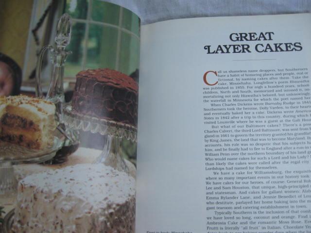 The Southern Heritage Cakes Cookbook Copyright 1983 1st Edition