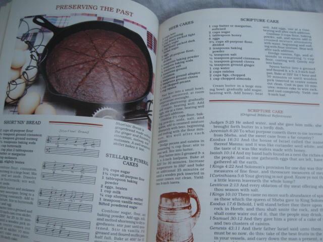 The Southern Heritage Cakes Cookbook Copyright 1983 1st Edition