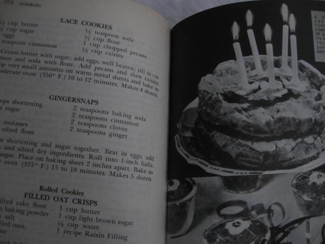 Woman's World Cook Book Copyright 1961