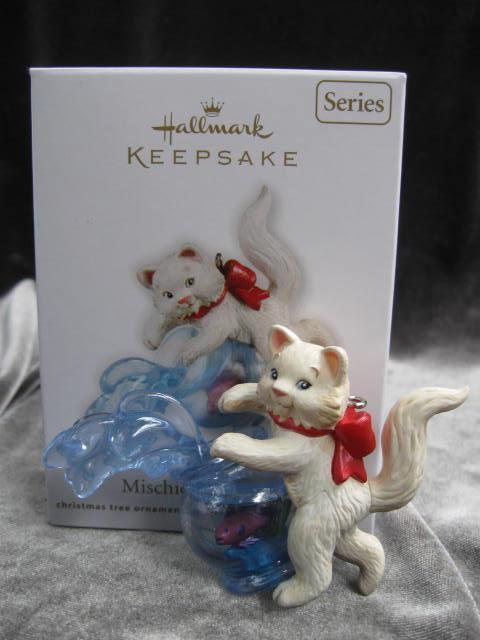 Hallmark 2012 Mischievous Kittens 14th In Series Christmas Tree Ornament