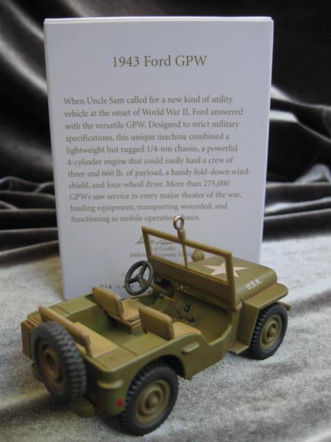 Hallmark 2012 1943 Ford GPW Debut Reveal WWII Jeep Christmas Tree Ornament