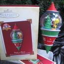 Hallmark 2005 Peek A Boo Sylvester & Tweety Looney Tunes Christmas Tree Ornament