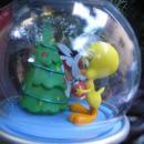 Hallmark 2005 Peek A Boo Sylvester & Tweety Looney Tunes Christmas Tree Ornament