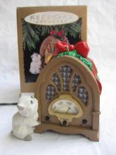 Hallmark 1993 Radio News Flash With Cat Magic Light & Sound Christmas Tree Ornament