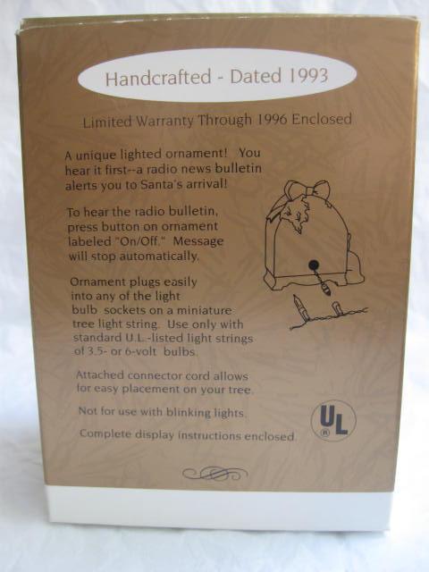 Hallmark 1993 Radio News Flash With Cat Magic Light & Sound Christmas Tree Ornament