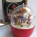 Hallmark 1994 Winnie The Pooh Parade Magic Motion & Music Christmas Tree Ornament