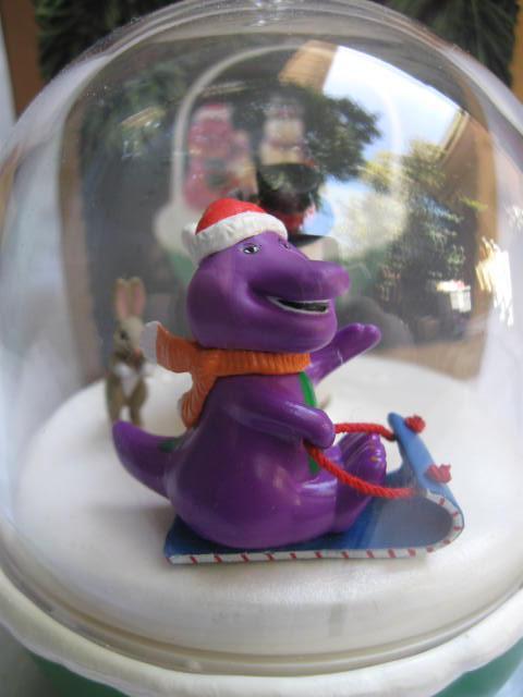 Hallmark 1994 Barney The Purple Dinosaur Magic Light & Motion Christmas Tree Ornament
