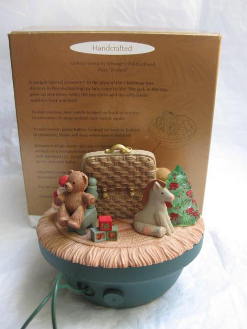 Hallmark 1998 Victorian Toy Box Magic Light Motion & Music Christmas Tree Ornament