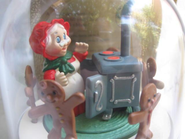 Hallmark 1990 Mrs. Santa's Kitchen With Gingerbread Christmas Cookies & Oven Magic Light & Motion Christmas Tree Ornament