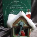 Hallmark 1985 Mr. & Mrs. Santa Magic Light Christmas Tree Ornament